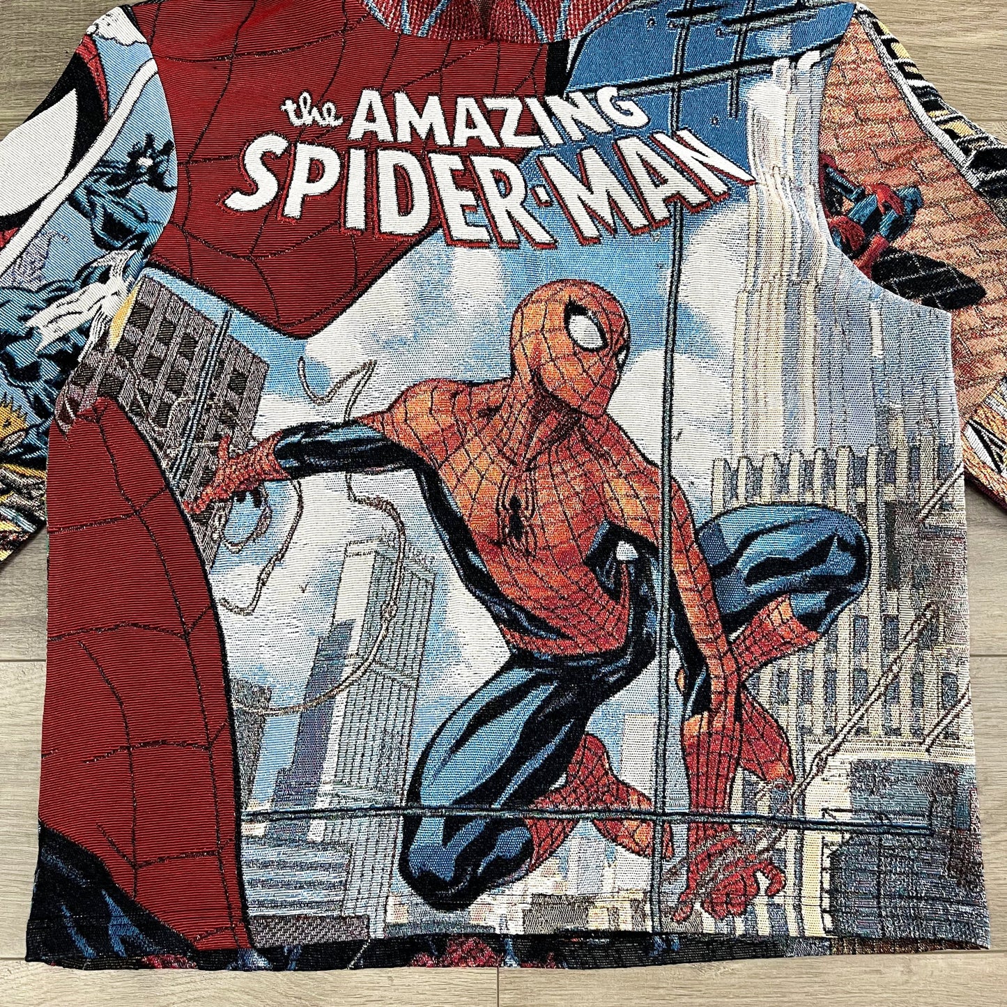 RED SPIDER V2 TAPESTRY - RDMCLOTHINGART