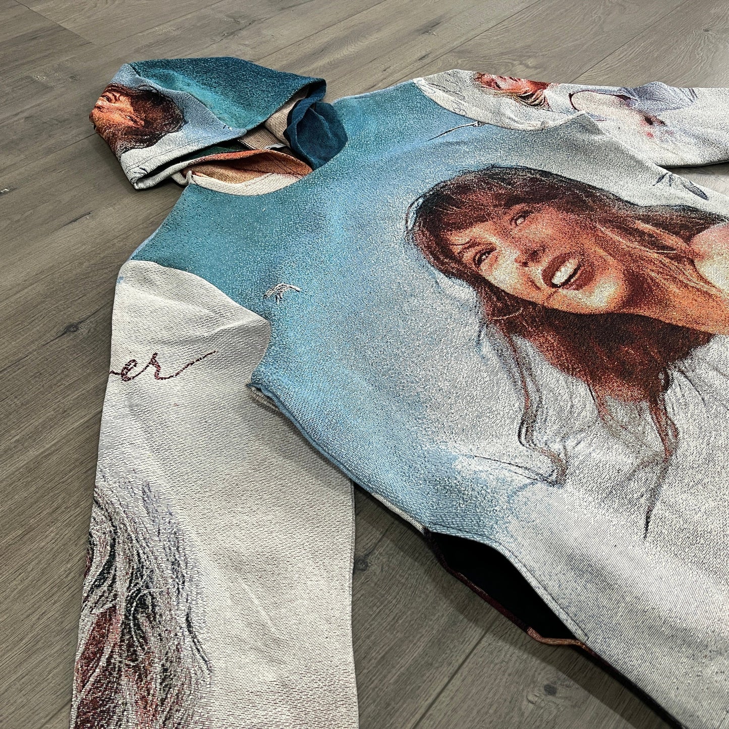 SWIFT TAPESTRY HOODIE - RDMCLOTHINGART