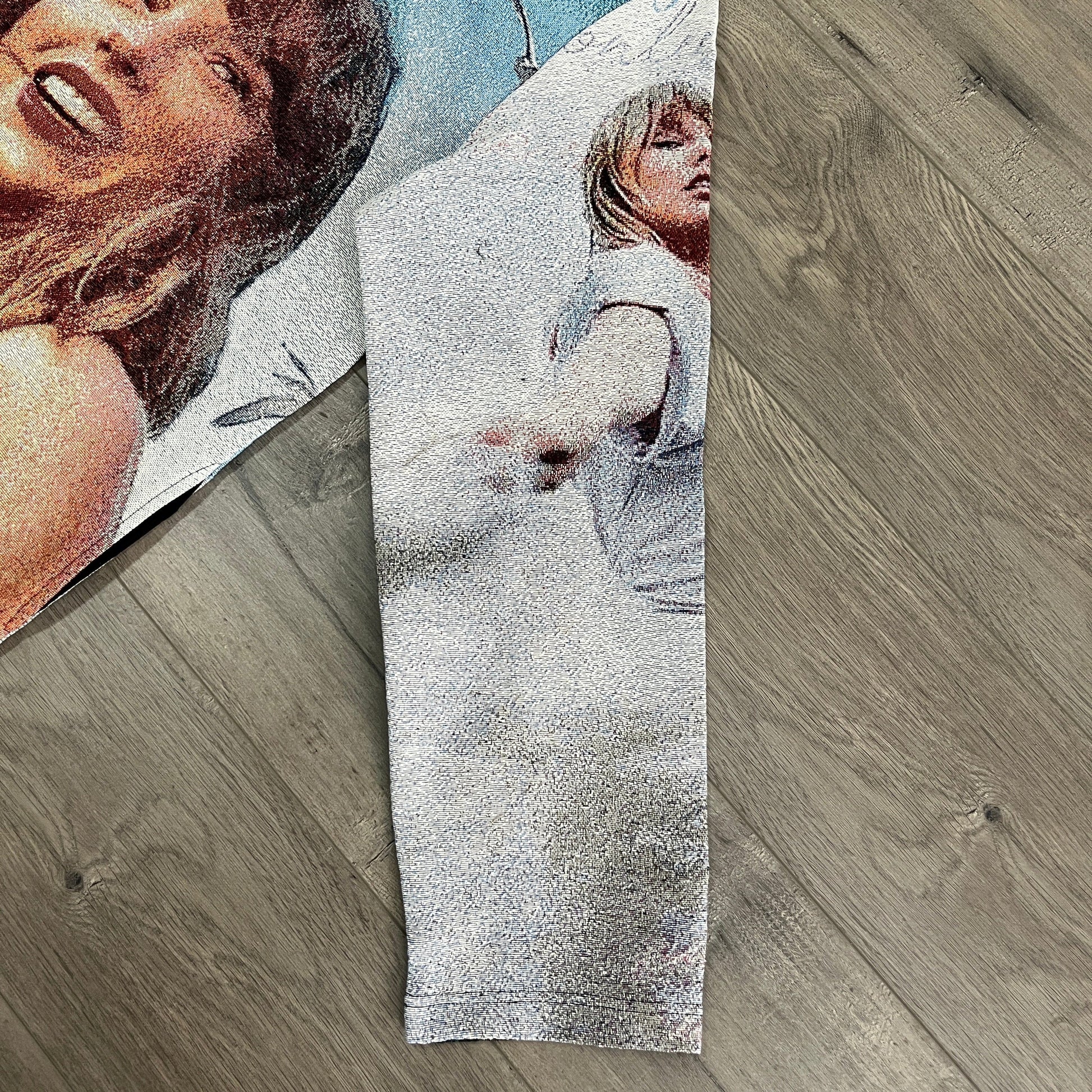 SWIFT TAPESTRY HOODIE - RDMCLOTHINGART