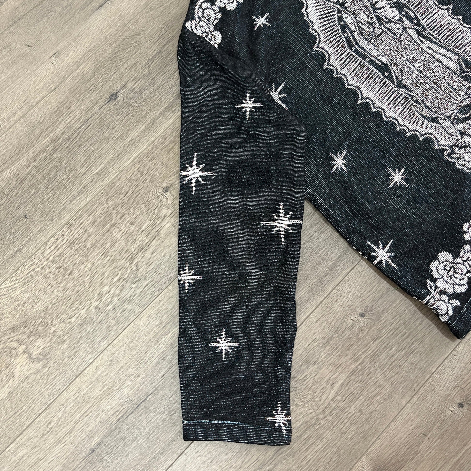 VIGENCITA BLACK TAPESTRY HOODIE - RDMCLOTHINGART